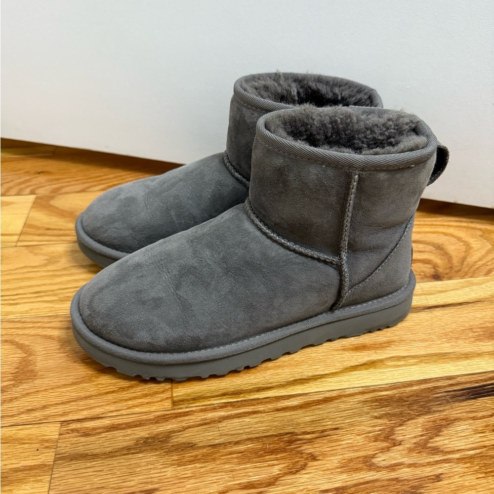 UGG CLASSIC MINI FOR SALE